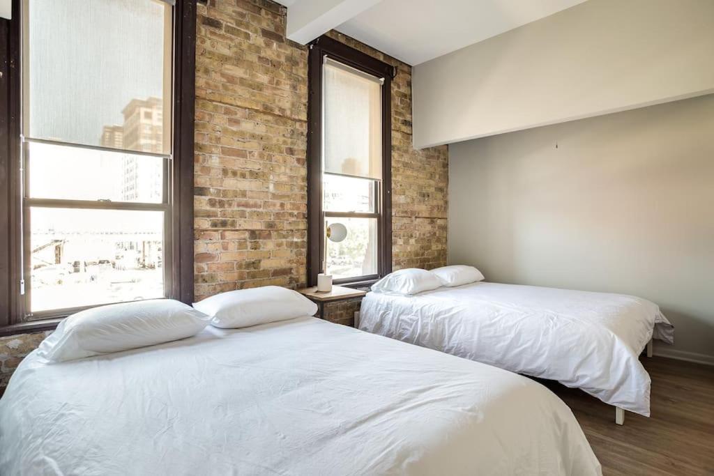 The Orleans - Entire Building - With Rooftop Deck Apartment Chicago Exterior photo